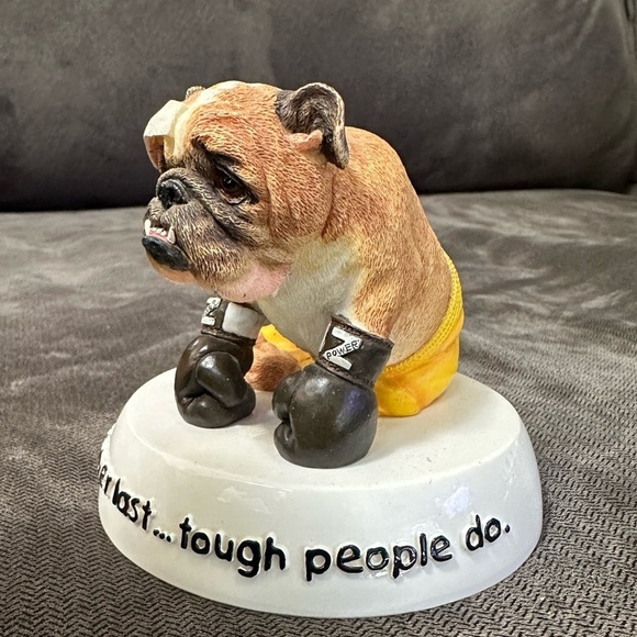 Zelda Wisdom Tough Times never last .. tough people do bulldog figurine - Picture 5 of 8